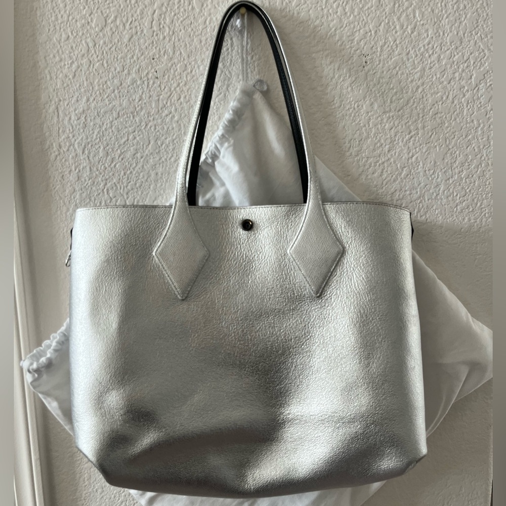 MCM Black Reverse Bag - Picture 8 of 9